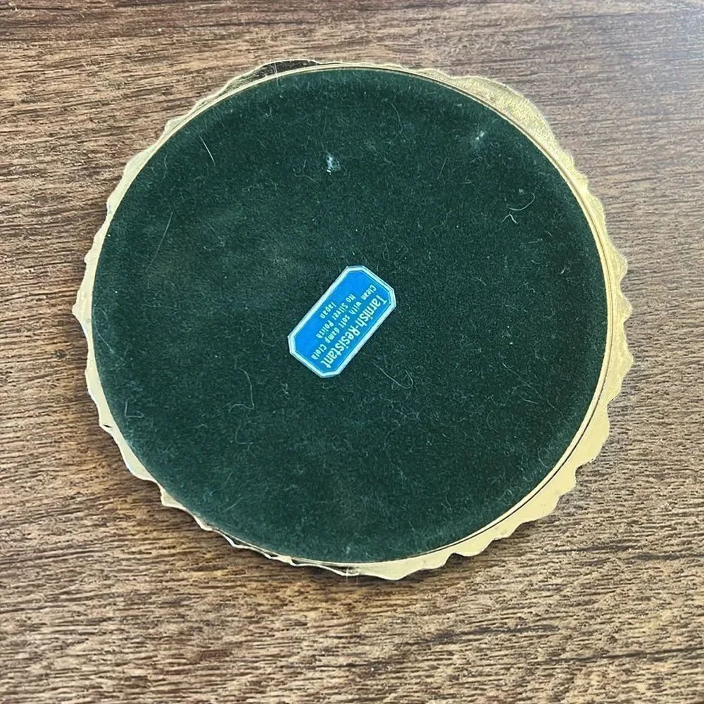 Oneida Christmas Coaster - Picture 2 of 3